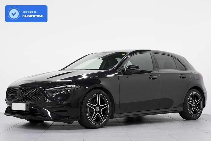 Usata Mercedes A180 AMG Line Premium Plus 116 CV (85 kW) 2023 Nero Utilitaria