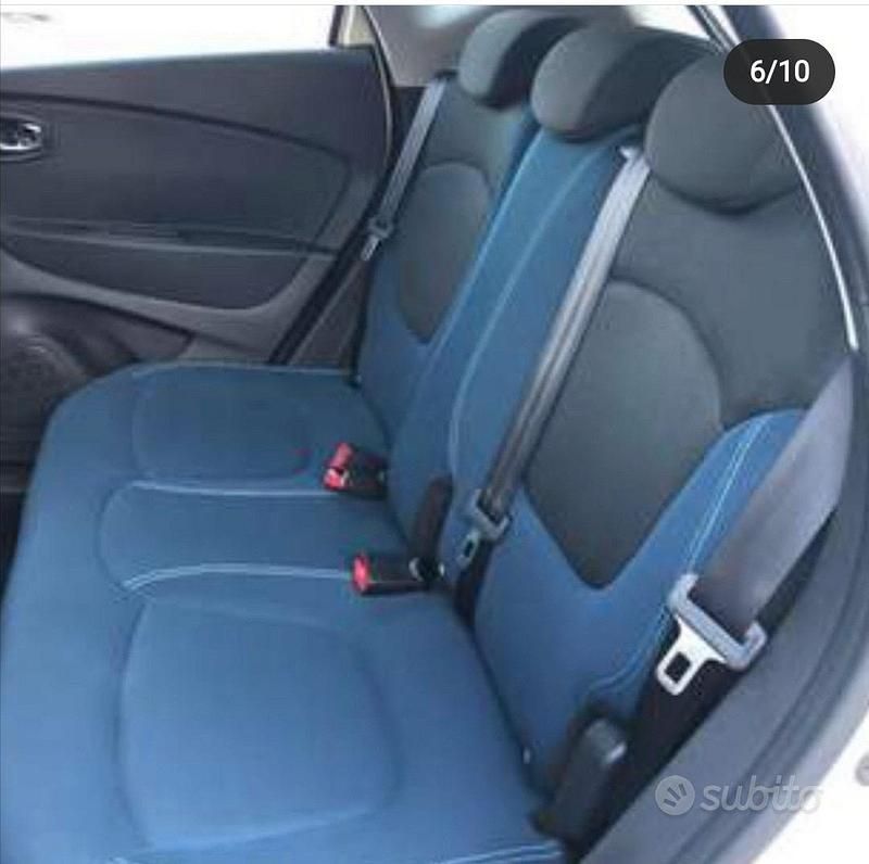 Usata Renault Captur 90 CV (66 kW) 2016 Beige SUV