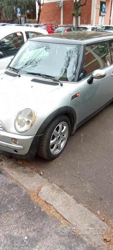 Begagnad Mini Cooper Coupé 116 HK (85 kW) 2004 Grå Sportkupé