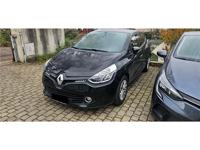 Usata Renault Clio IV Life 75 CV (55 kW) 2016 N.d. Berlina
