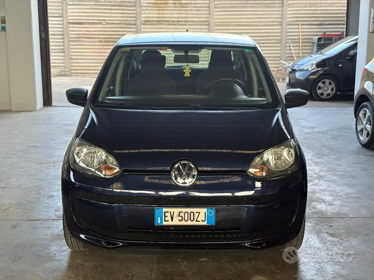Usata VW up! Move 60 CV (44 kW) 2015 Bluazzurro Utilitaria