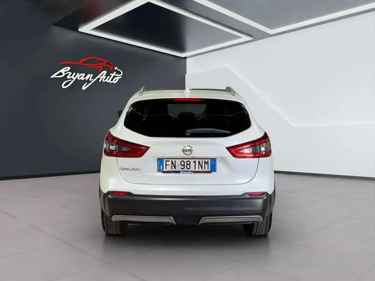 Usata Nissan Qashqai N-Connecta 131 CV (96 kW) 2018 Other SUV