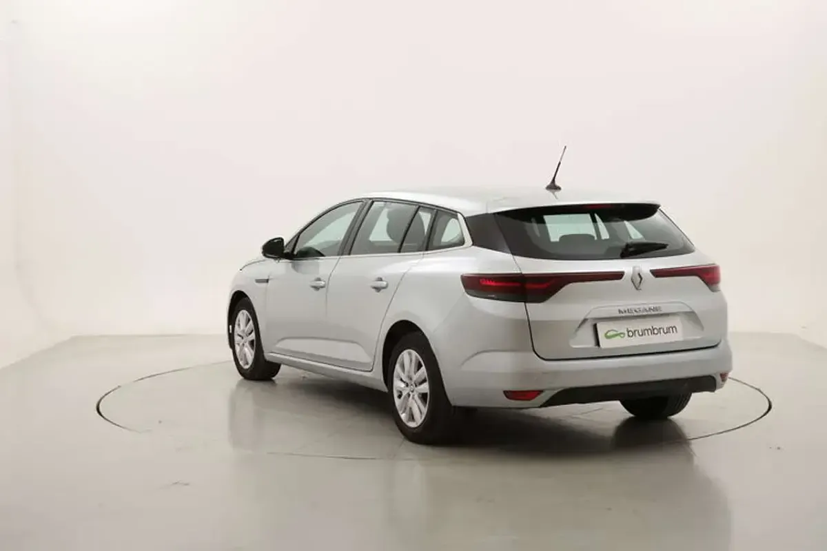 Usata Renault Mégane GrandTour Equilibre 116 CV (85 kW) 2023 Argento Station wagon