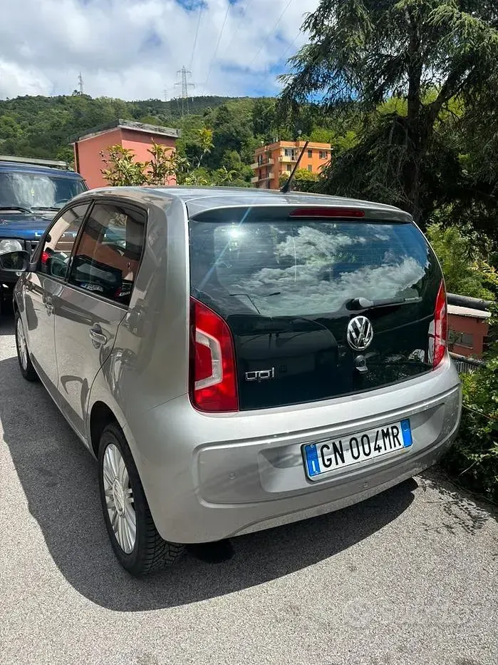 Usata VW up! 60 CV (44 kW) 2023 Utilitaria
