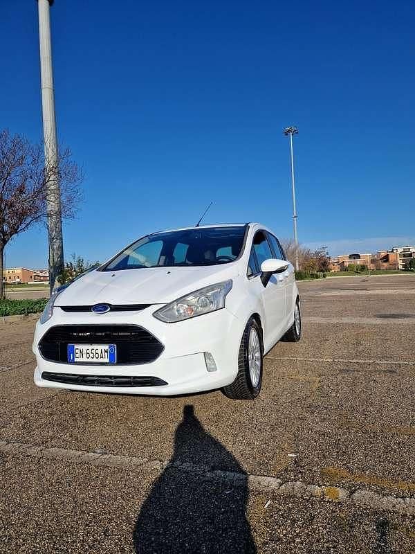 Usata Ford B-MAX Titanium 101 CV (74 kW) 2013 Monovolume