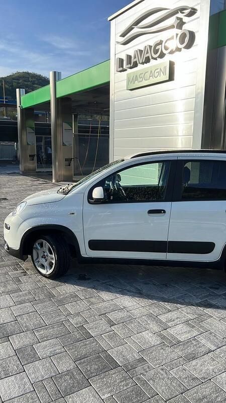Usata 2024 Fiat Panda Due volumi | 11.900 € (Buon prezzo) - Immagine 1/1