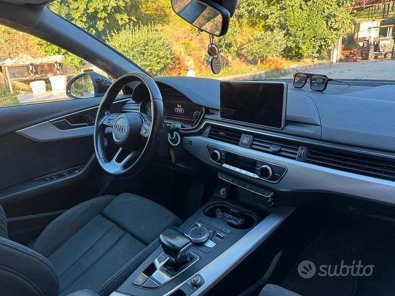 Usata Audi A4 Business 150 CV (110 kW) 2016 Nero Station wagon