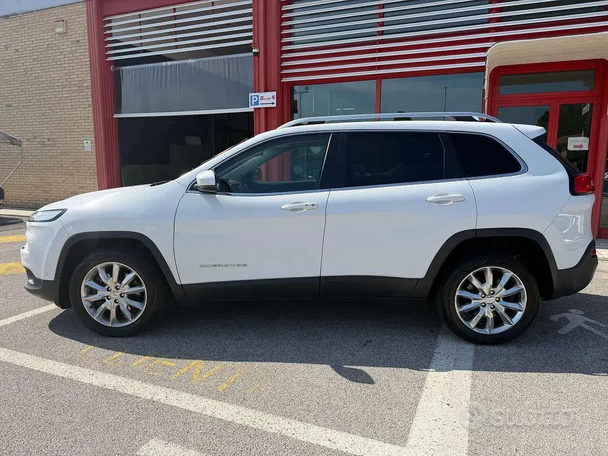 Usata Jeep Cherokee Limited 170 CV (125 kW) 2015 Bianco SUV