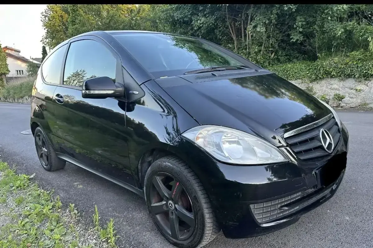 Usata Mercedes A160 Edition 95 CV (69 kW) 2011 Utilitaria