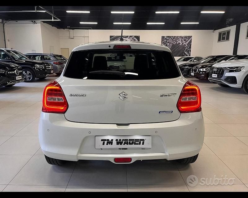 Usata Suzuki Swift 83 CV (61 kW) 2023 Bianco Utilitaria