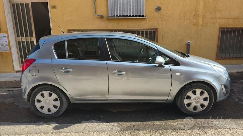Usata Opel Corsa 2012 Grigio Utilitaria