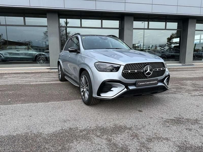 Nuova Mercedes GLE300 269 CV (197 kW) 2026 Argento hightech SUV