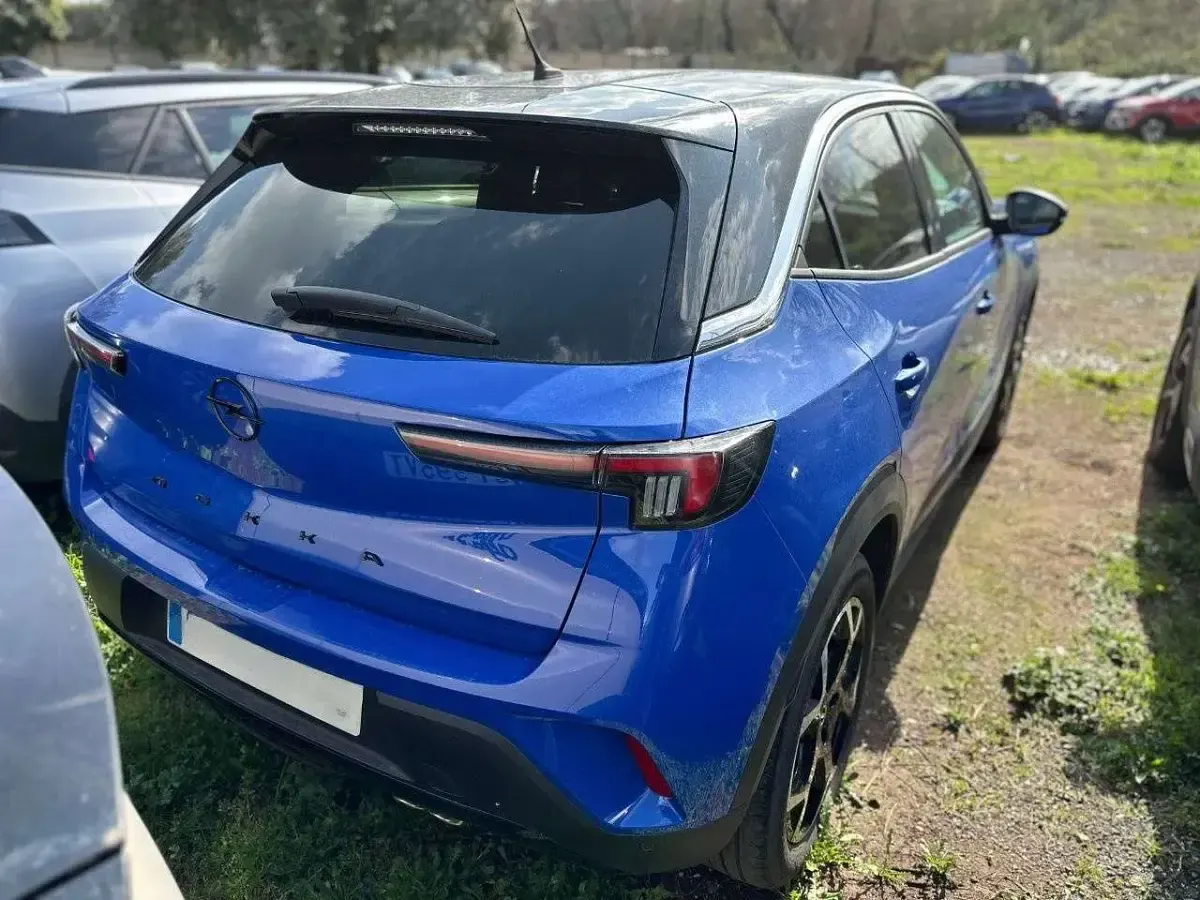 Usata Opel Mokka Ultimate 136 CV (100 kW) 2024 Voltaik blu SUV