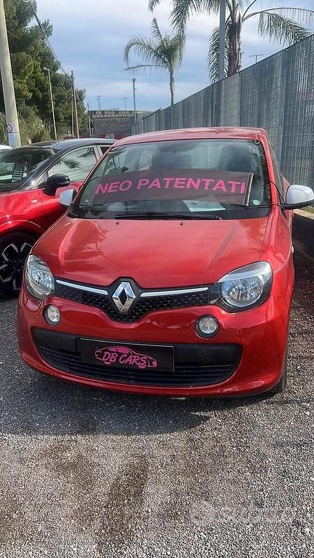 Usata Renault Twingo 71 CV (52 kW) 2014 Rosso Utilitaria
