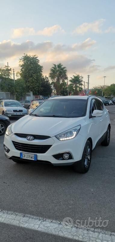 Bianco Usata 2014 Hyundai ix35 SUV | 8900 € (Molto cara) - Immagine 1/4