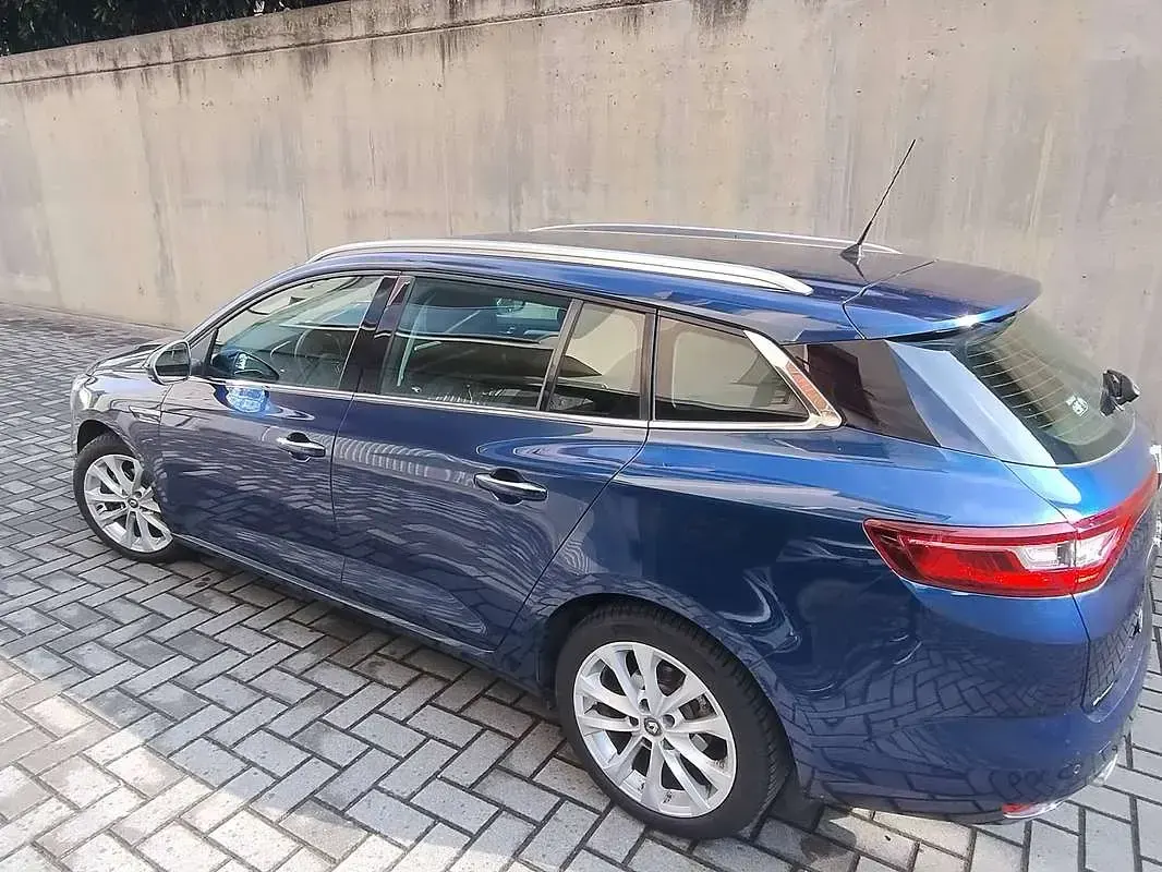 Usata Renault Mégane GrandTour 140 CV (102 kW) 2020 Blu/azzurro Station wagon