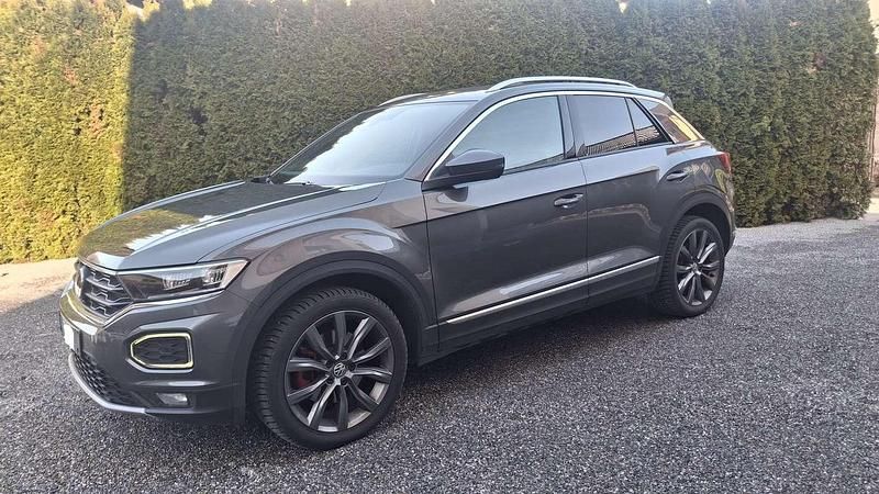 Usata VW T-Roc Advance 150 CV (110 kW) 2019 Grigio SUV