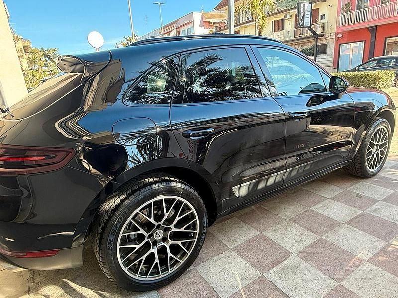 Usata Porsche Macan 258 CV (189 kW) 2017 Nero SUV