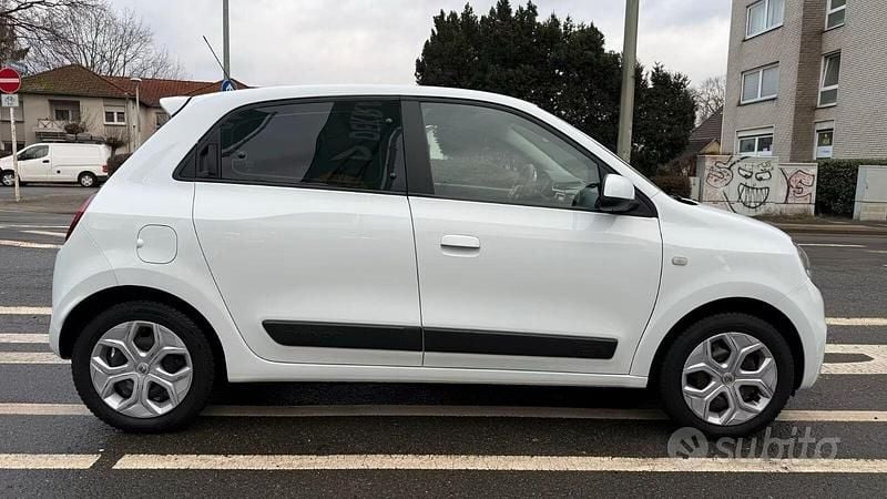 Usata Renault Twingo Intens 65 CV (47 kW) 2021 Bianco Utilitaria