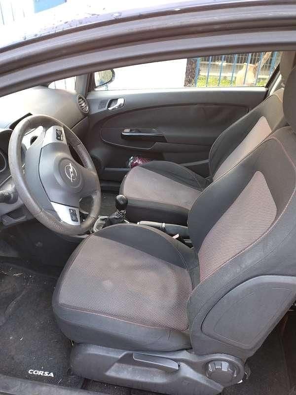 Usata Opel Corsa Sport 90 CV (66 kW) 2008 Nero Berlina