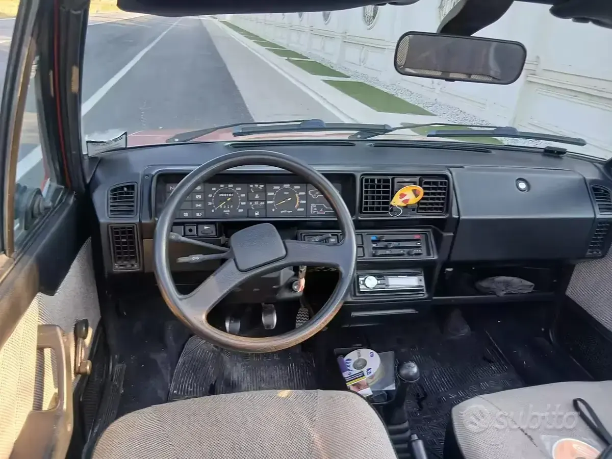 Usata Fiat Ritmo 85 CV (62 kW) 1984 Rosso Cabrio