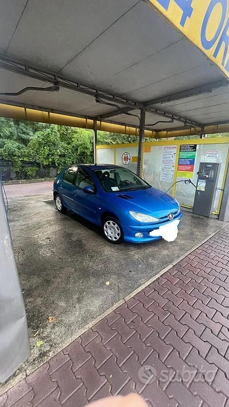 Usata Peugeot 206 60 CV (44 kW) 2005 Blu Berlina