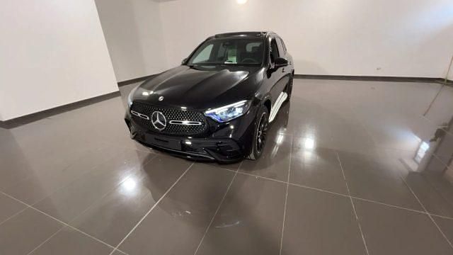 Nuova Mercedes GLC220 Advanced 2025 Nero SUV