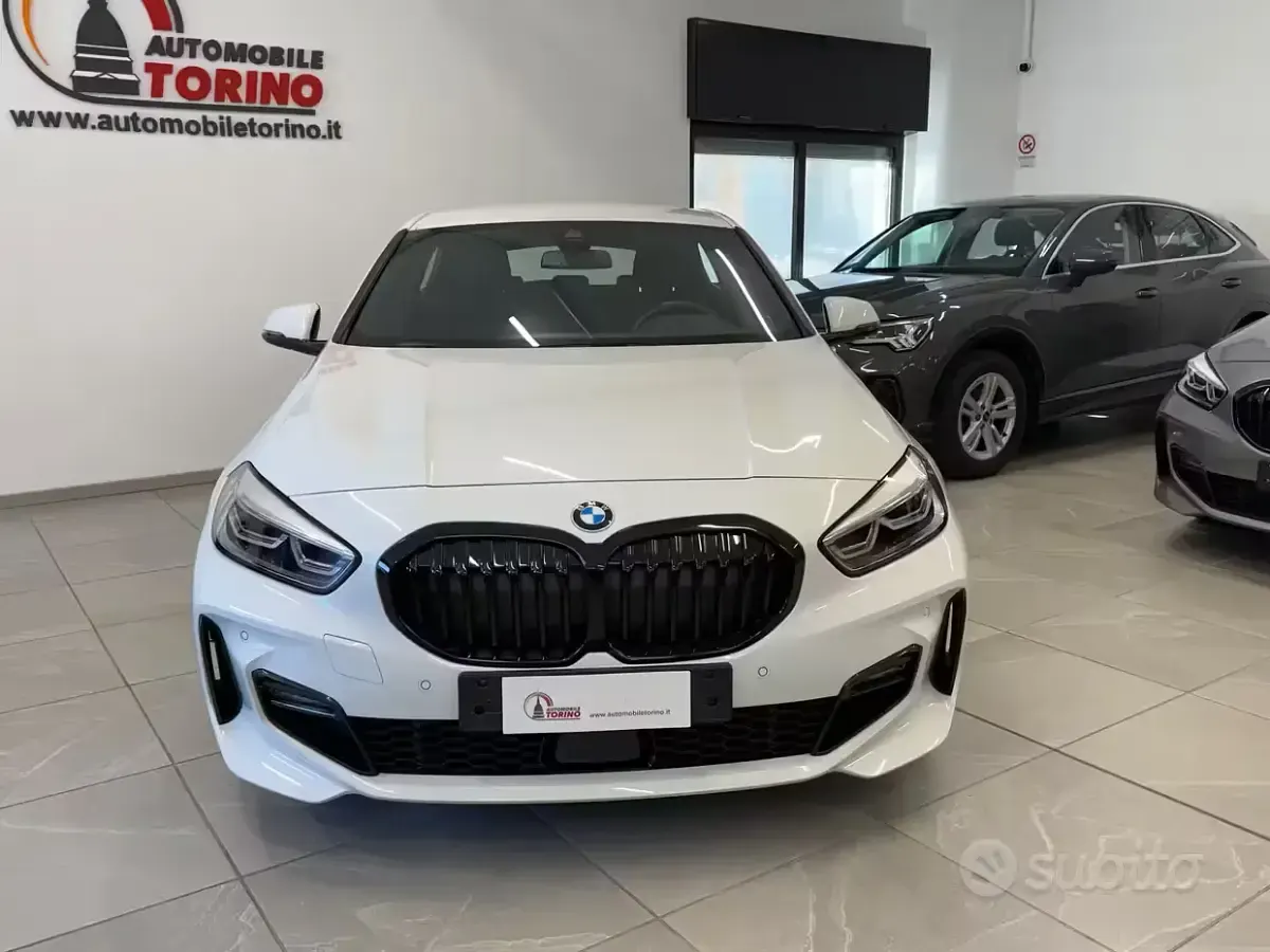 Usata BMW 118 M Sport 136 CV (100 kW) 2023 Bianco Utilitaria