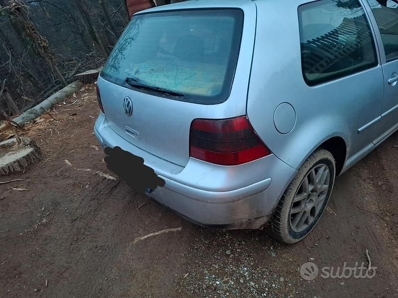 Usata VW Golf IV 150 CV (110 kW) 2001 Grigio Berlina