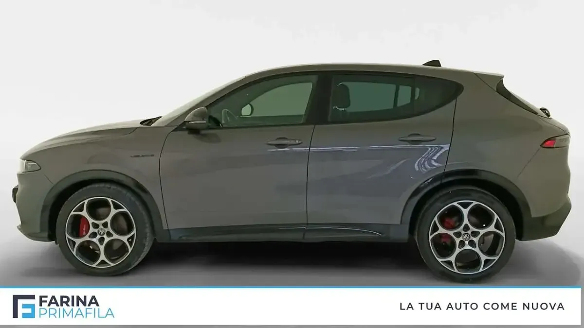 Usata Alfa Romeo Tonale Veloce 133 CV (97 kW) 2024 Grigio vesuvio SUV