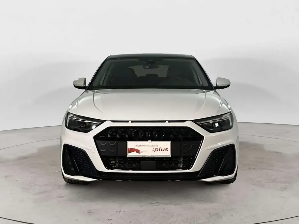 Usata Audi A1 95 CV (69 kW) 2025 Bianco SUV