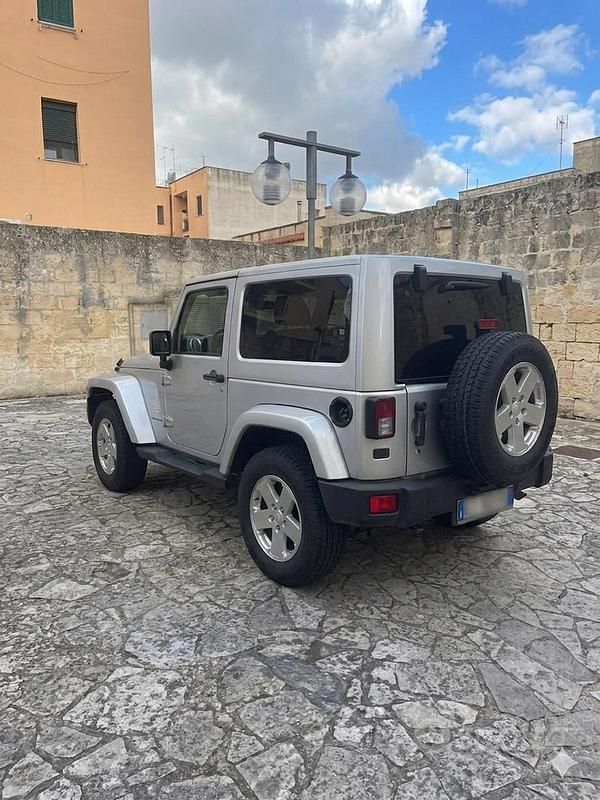Usata Jeep Wrangler Sahara 200 CV (147 kW) 2013 Grigio SUV