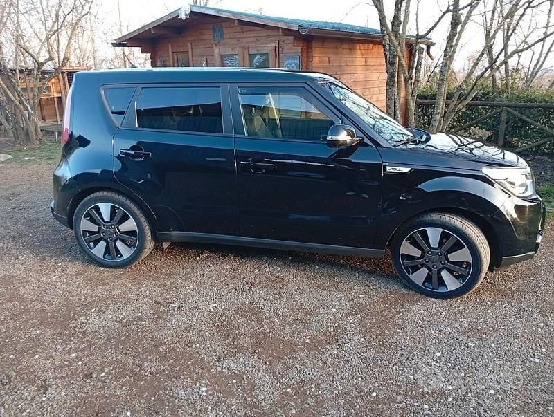 Usata Kia Soul 2016 Nero SUV