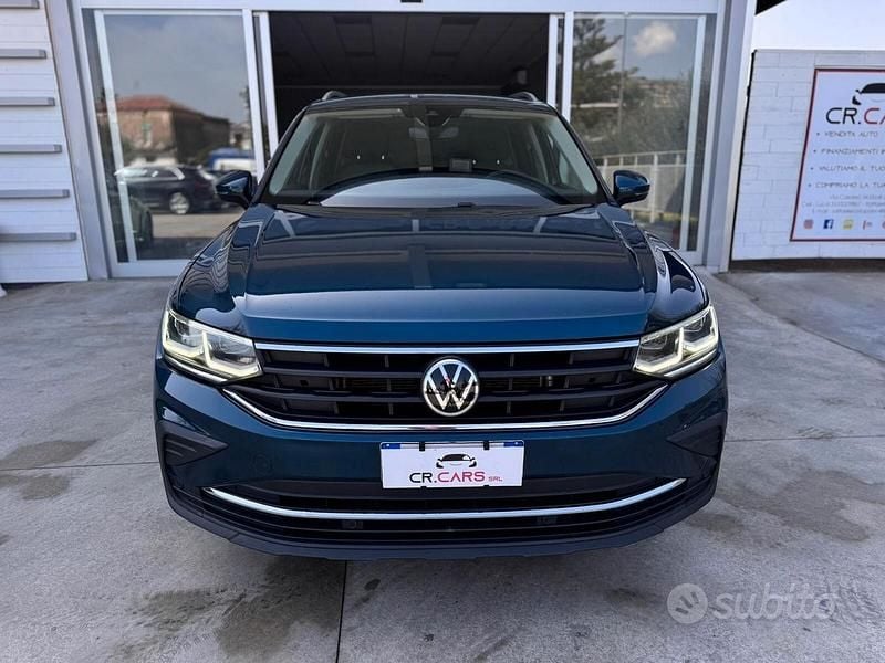 Usata VW Tiguan Life 150 CV (110 kW) 2021 Blu SUV