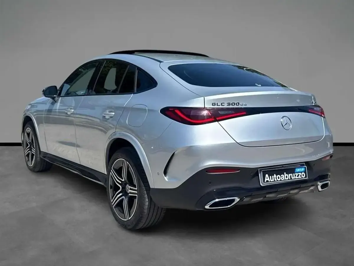 Usata Mercedes GLC300de AMG Line Premium Plus 333 CV (244 kW) 2024 Other Coupé