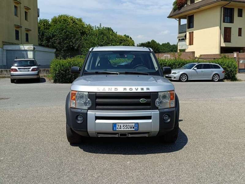 Grigio Usata 2006 Land Rover Discovery 3 SE SUV | 5900 € (Super prezzo) - Immagine 1/4