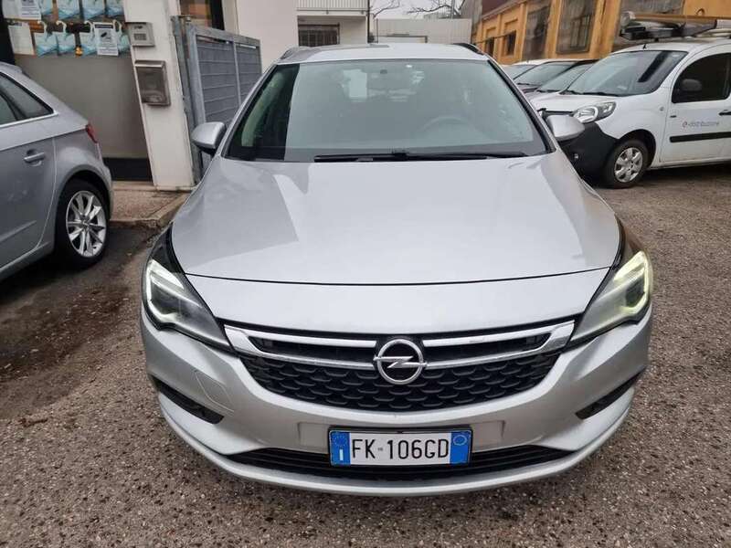Usato 2017 Opel Astra 1.6 Diesel 110 CV (5.900 €)