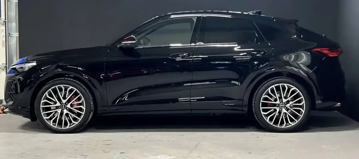 Nuova Audi SQ5 Sportback Ambiente 367 CV (269 kW) 2026 Nero SUV