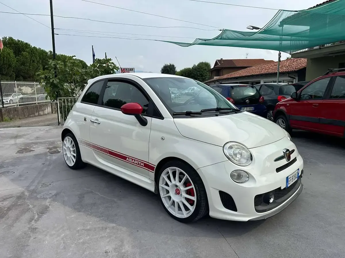 Usata Abarth 500 135 CV (99 kW) 2010 Bianco Utilitaria