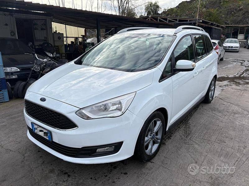 Usata Ford C-MAX Titanium 120 CV (88 kW) 2018 Bianco Monovolume