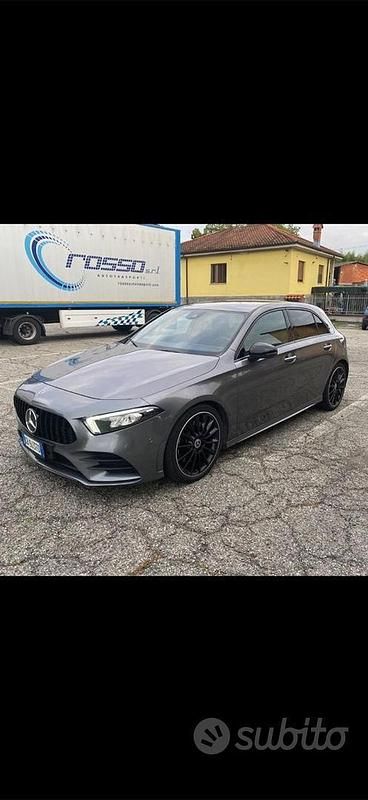 Begagnad Mercedes A250 Premium 224 HK (164 kW) 2020 Grå Sedan