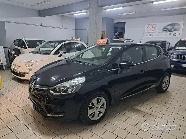 Usata Renault Clio IV 90 CV (66 kW) 2017 Nero Berlina