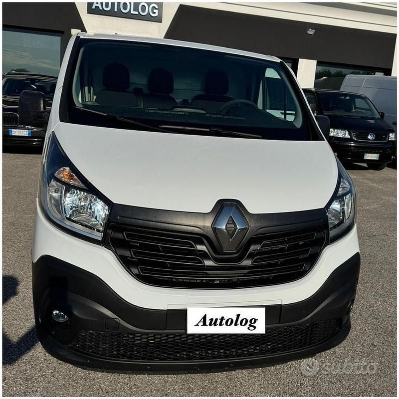 Bianco Usata 2018 Renault Trafic Furgone | 8500 € (Super prezzo) - Immagine 1/4