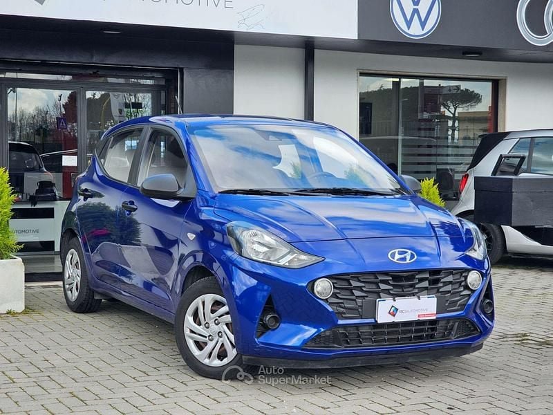 Usata Hyundai i10 Advanced 67 CV (49 kW) 2022 Blu Utilitaria