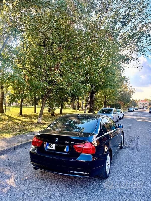 Usata BMW 320 177 CV (130 kW) 2008 Nero Berlina