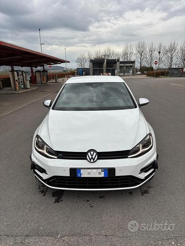 Usata VW Golf VII R 360 CV (264 kW) 2018 Bianco Berlina