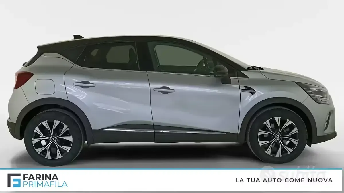 Usata Renault Captur Techno 94 CV (69 kW) 2023 Grigio SUV