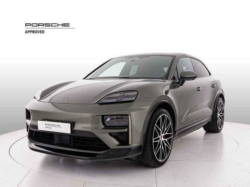 Usata Porsche Macan Turbo 430 kW (585 CV) 2024 Verde SUV