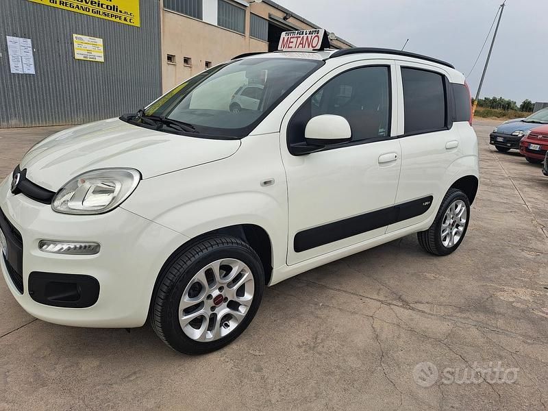 Usata Fiat Panda Lounge 85 CV (62 kW) 2018 Bianco Utilitaria