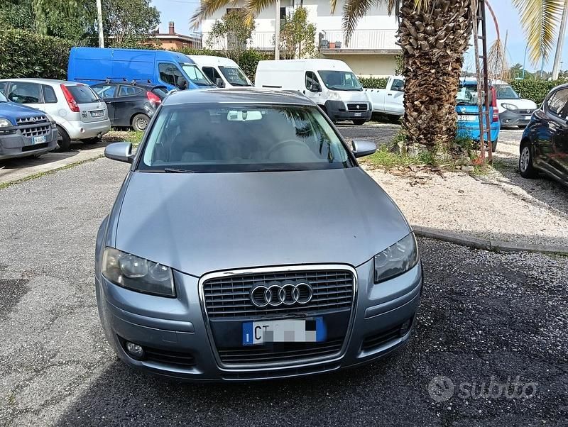Usata Audi A3 Ambiente 143 CV (105 kW) 2005 Grigio Utilitaria